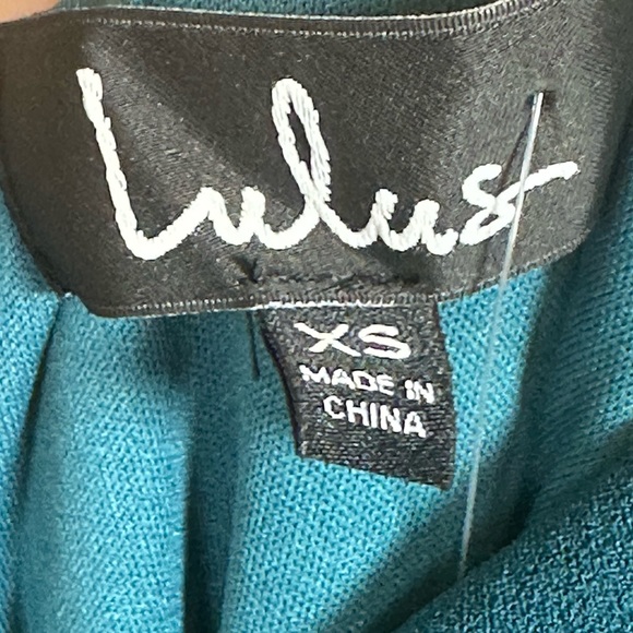 Lulus Teal Pleat Bodycon Dress XS NWT MIDI length - Picture 6 of 9